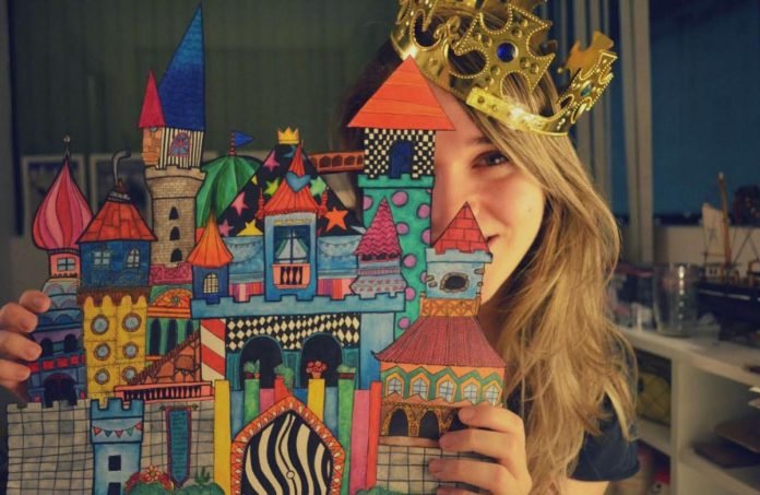 garota desdobrável bianca mól