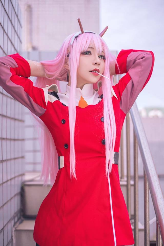 Darling in The Franxx - Veja este belo cosplay da Zero Two