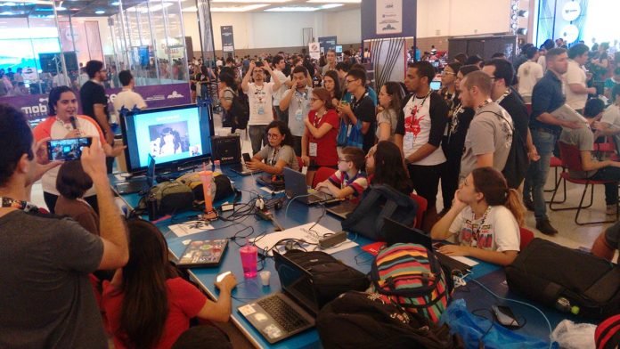 Tainá Medeiros na Campus Party Natal