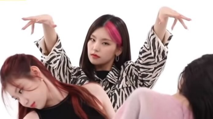 Itzy Weekly Idol