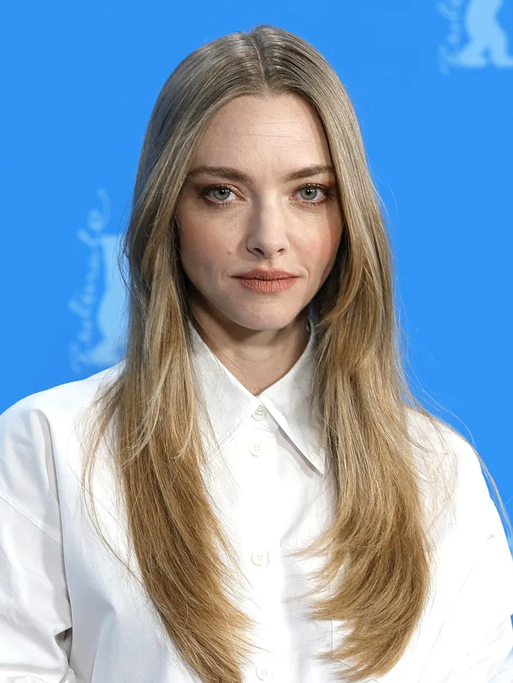Amanda_Seyfried_at_Berlinale_2024,_cropped_(3x4_cropped) amanda seyfried