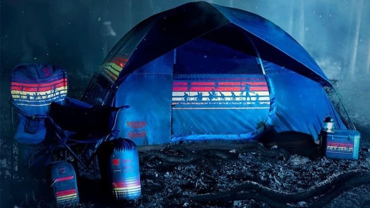 Stranger Things ganha collab limitada com a Coleman