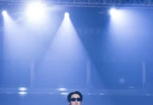 Calvin Klein veste MINGYU em show do SEVENTEEN em Incheon Calvin Klein veste MINGYU