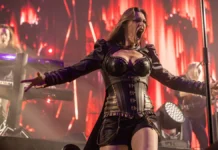 Nightwish e Floor Jansen encerram parceria após 14 anos de trajetória conjunta nightwish floor jansen